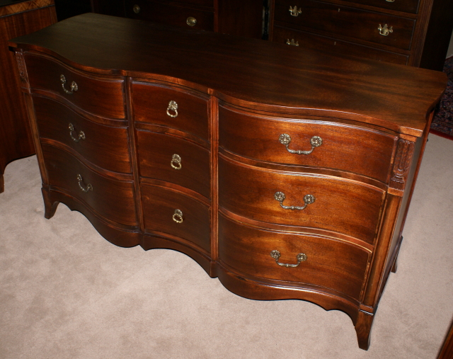 Antique Dressers Mahogany Dressers