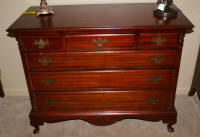 Queen Anne shell carved mahogany dresser
