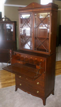 Antique Hepplewhite butlers secretary desk