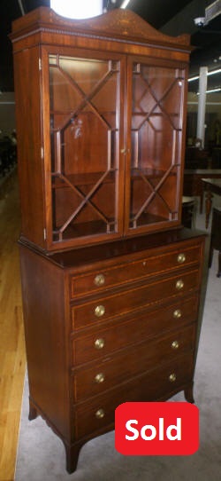 Antique Hepplewhite butlers secretary desk